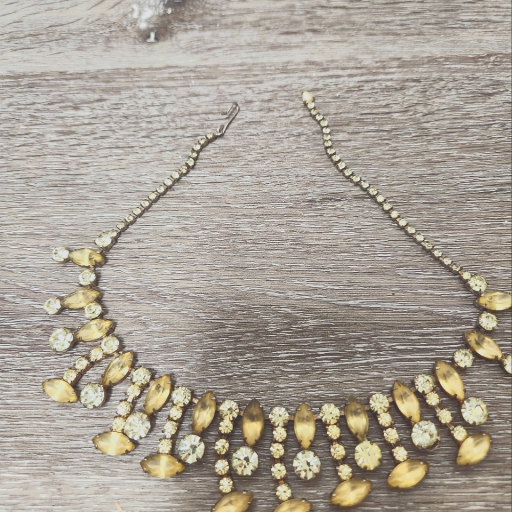 VINTAGE FORMAL Necklace